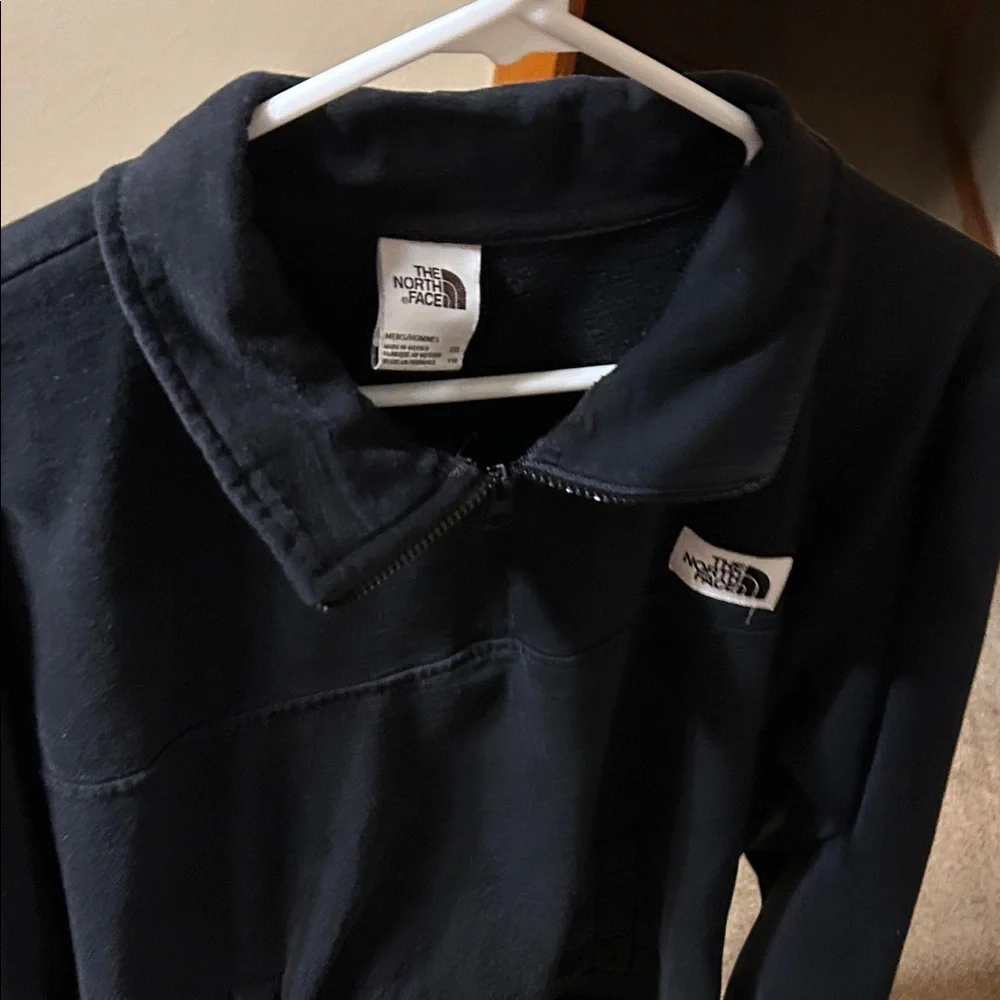 The North Face Men's Dark Jacket - Picture 6 of 10